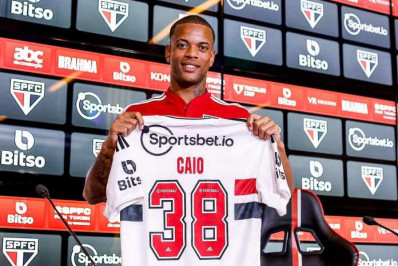 Caio Paulista exalta Fernando Diniz em apresentação pelo São Paulo: 'Faz o jogador evoluir'