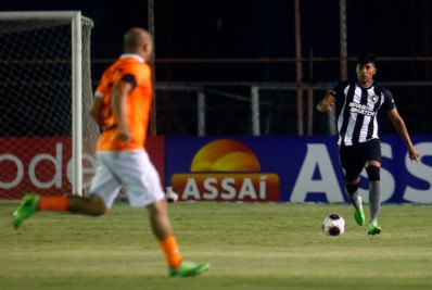 Botafogo peca nas conclusões e empata sem gols com o Nova Iguaçu