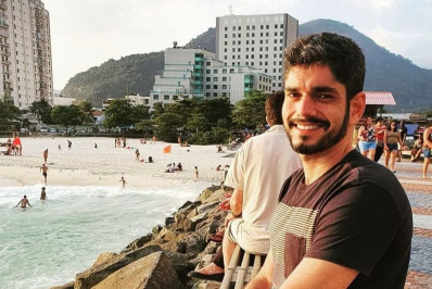 Surfista que se afogou na Praia da Barra apresenta melhora e não corre risco de vida