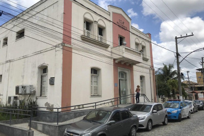 Polícia Civil prende um homem e uma mulher durante ação conjunta em Saquarema