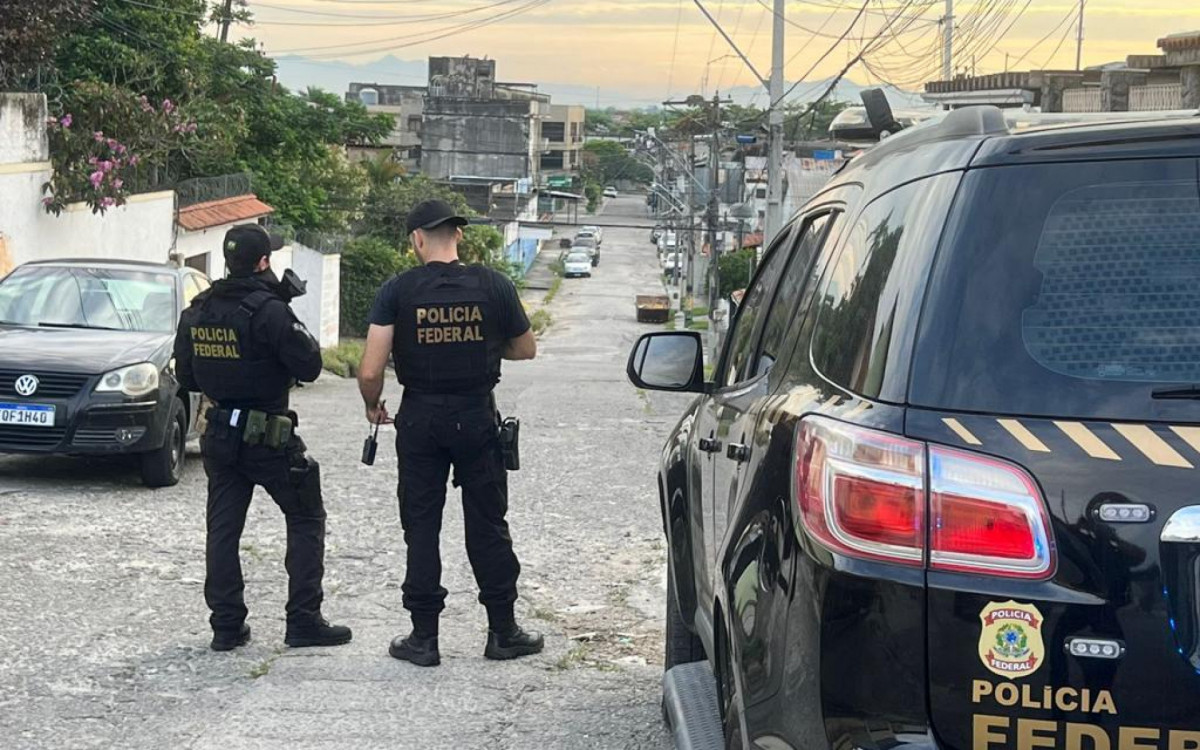 Na ação ainda foram apreendidos 2 HDS e um notebook com vestígios da prática criminosa
 - Divulgação/PF