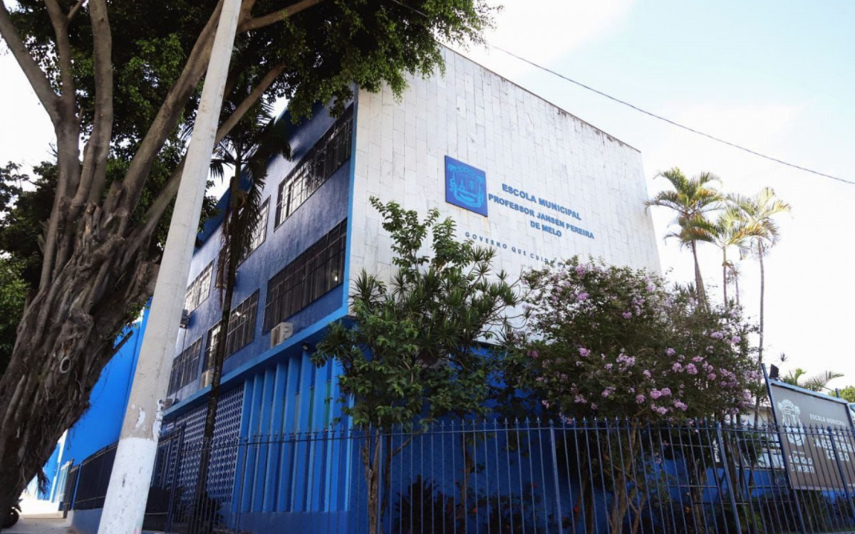 Escola Municipal Professor Jansem Pereira de Melo ser&aacute; reinaugurada nesta sexta (3)