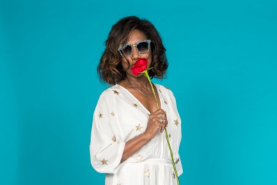 Gloria Maria é homenageada com nome de rua na Região dos Lagos