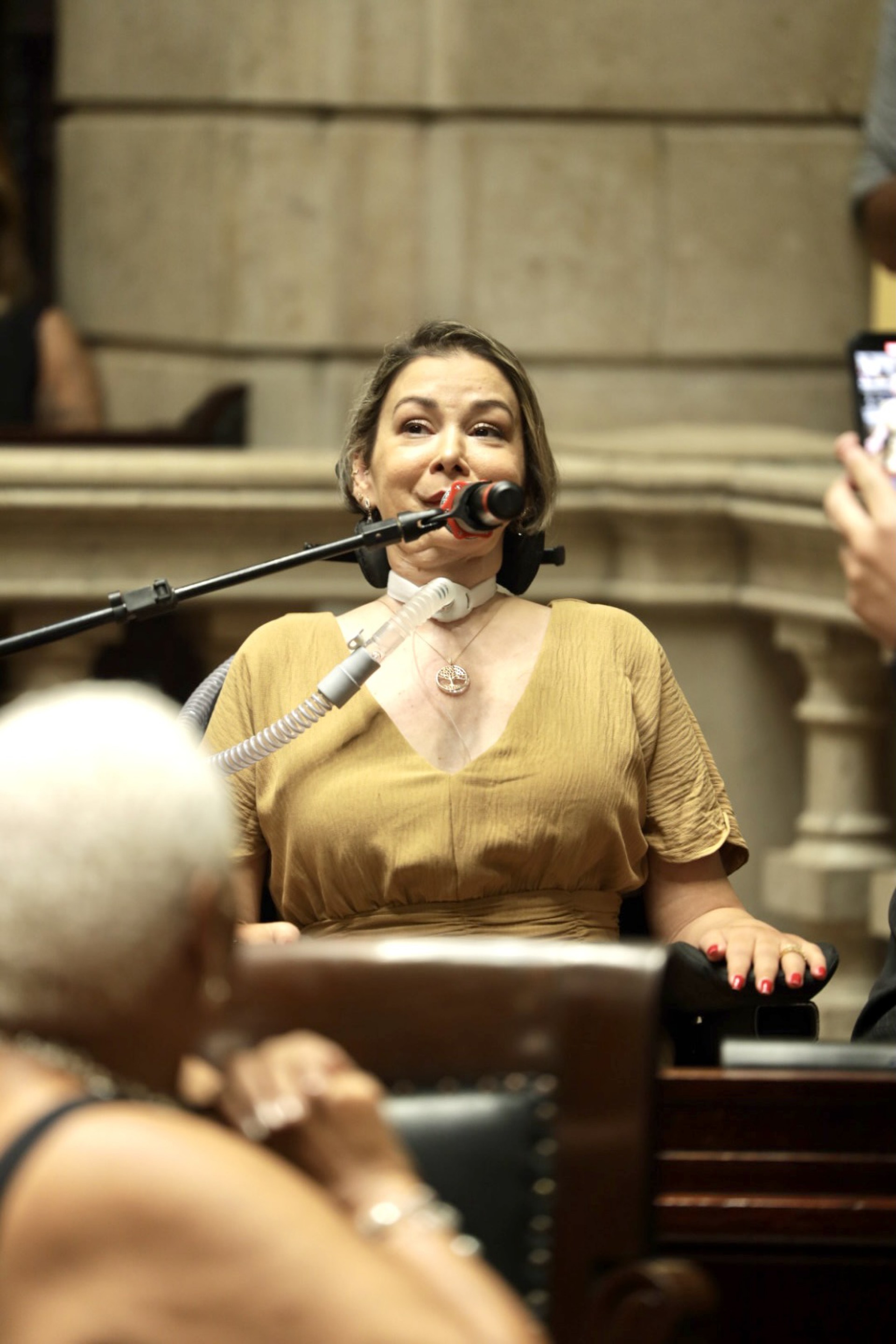 Luciana Novaes tomou posse como vereadora nesta quinta-feira (2) - Eduardo Barreto / C&acirc;mara Municipal do Rio