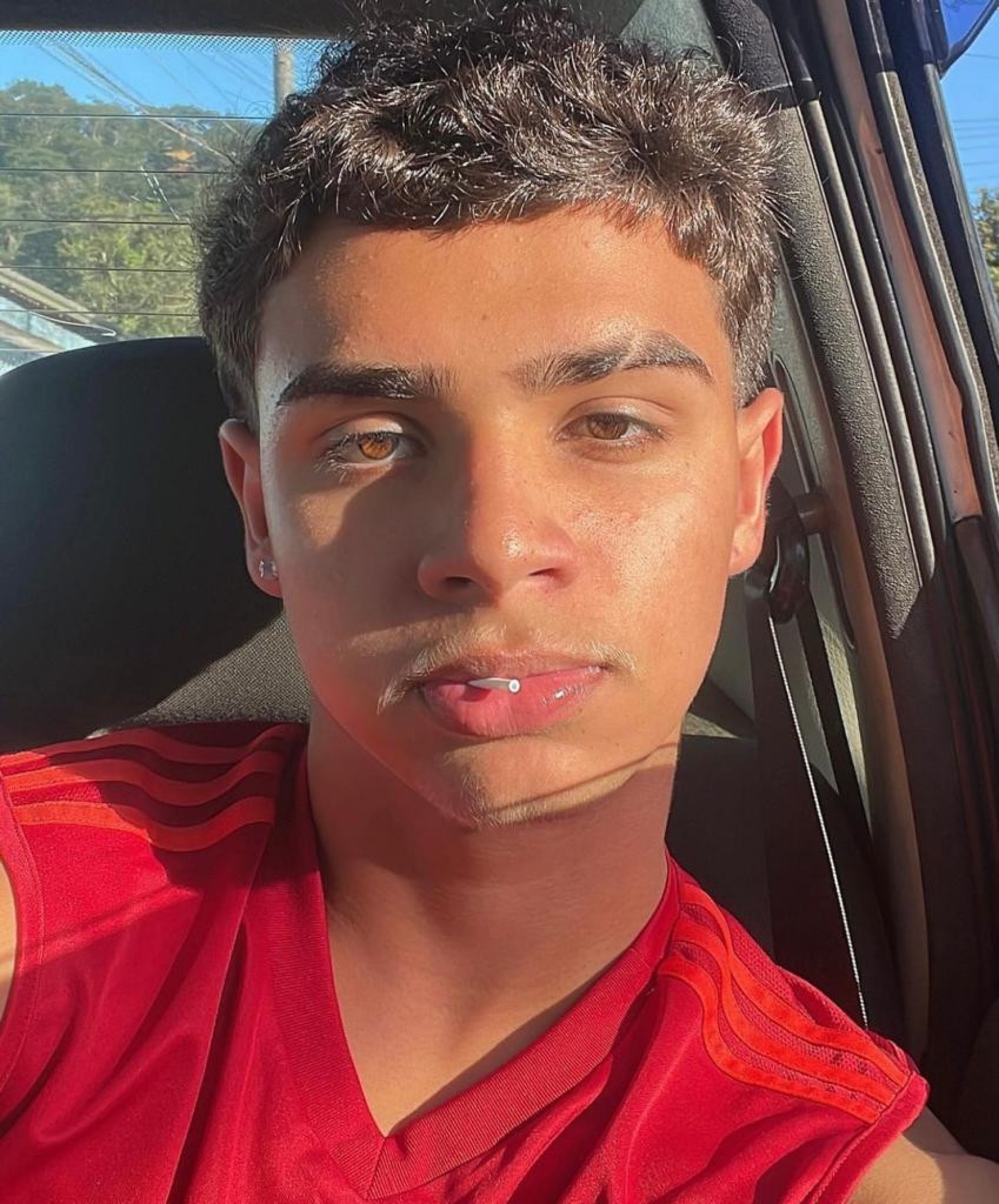 Carlos Magno Constantino Júnior, mais conhecido como Juninho, de 15 anos, é um dos sobreviventes do grave acidente envolvendo a delegação de um time de futebol de Caxias - Divulgação/ Arquivo pessoal