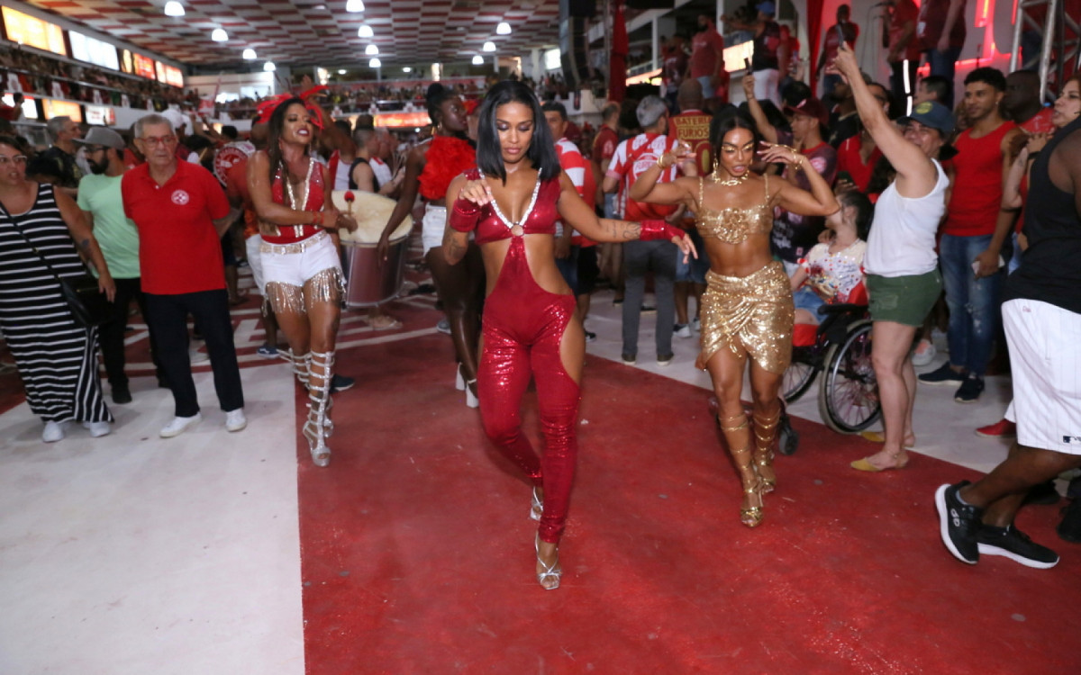 Rebecca e Dandara Mariana