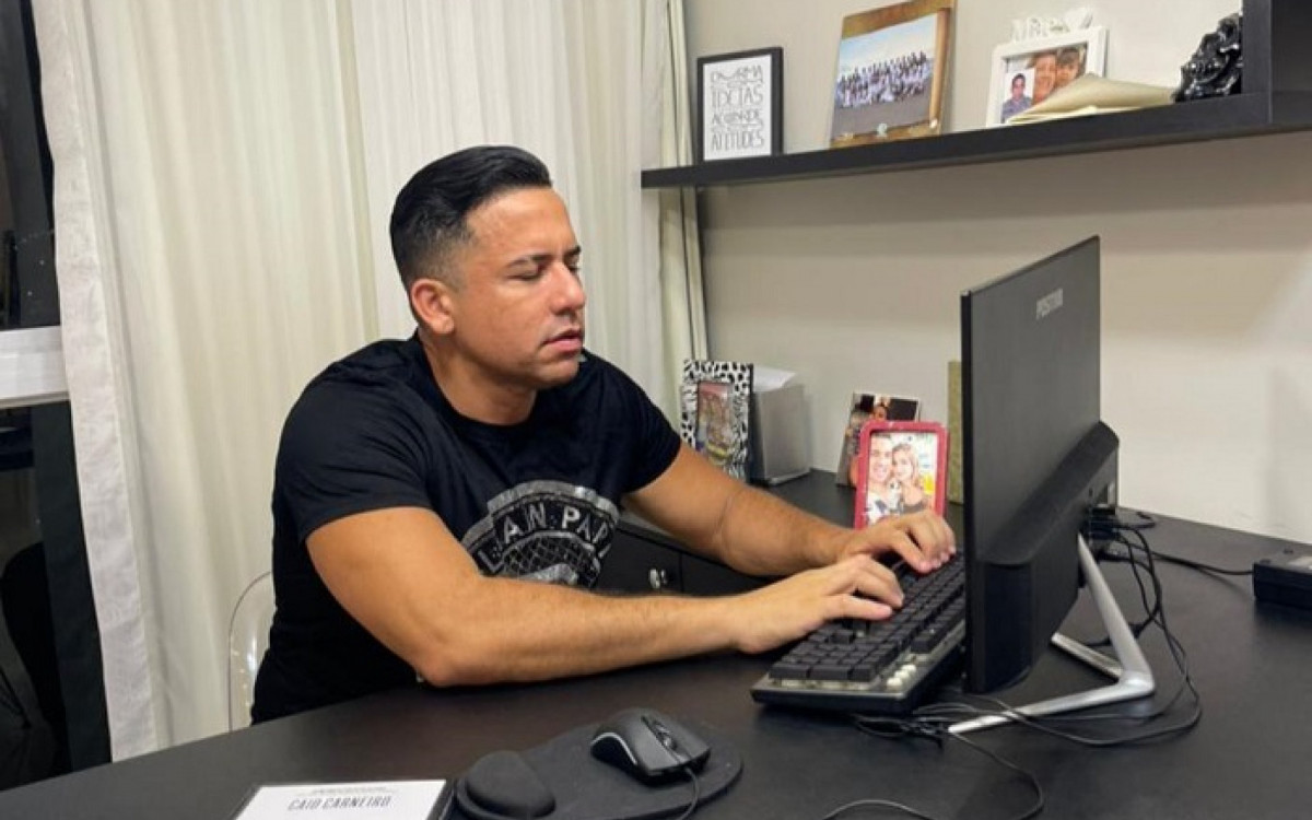 Brasileiro Kel Ferreira corroborou com a decis&atilde;o da ex-lutadora