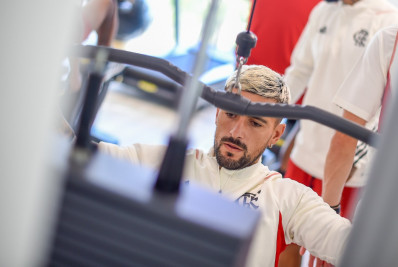 Flamengo define data para retorno de Arrascaeta