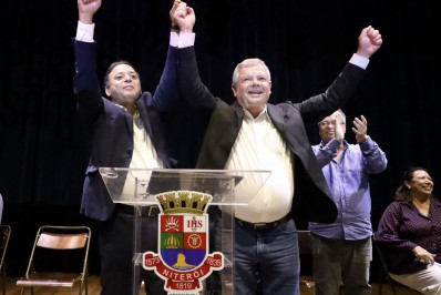 Rodrigo Neves toma posse como secretário Executivo da Prefeitura 