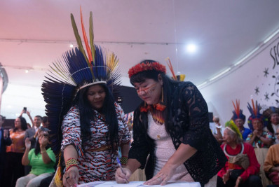 Presidenta da Funai toma posse prometendo reconstrução