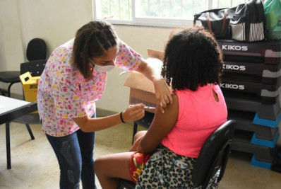 Saúde aguarda envio de doses de vacina contra a COVID-19 para retomar imunização infantilno município