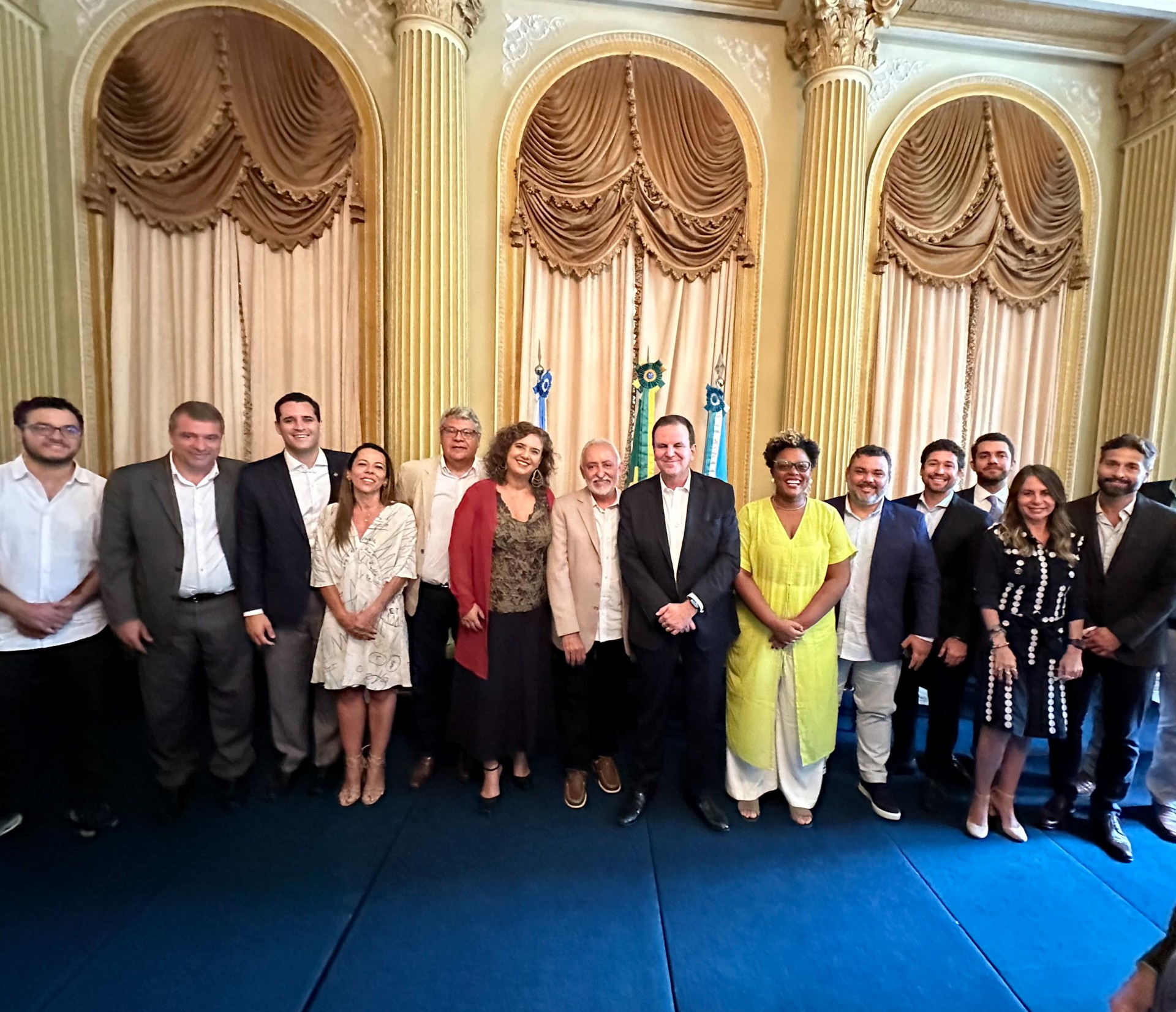 Paes dá posse a novo secretariado em Prefeitura do Rio - Divulgação