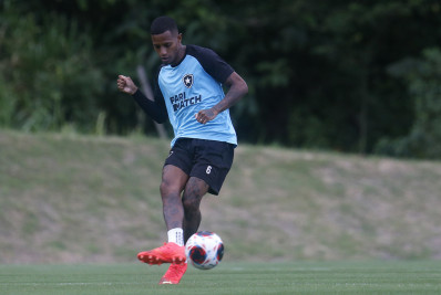 Com Tchê Tchê e Raí, Botafogo divulga relacionados para jogo contra o Boavista