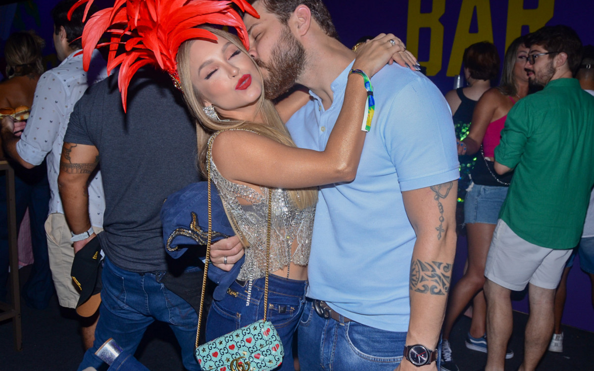 Carla Diaz e o noivo, Felipe Becari