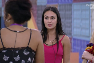 Bruna Griphao e Paula discutem com Larissa por fofoca: 'Demonizaram o grupo'