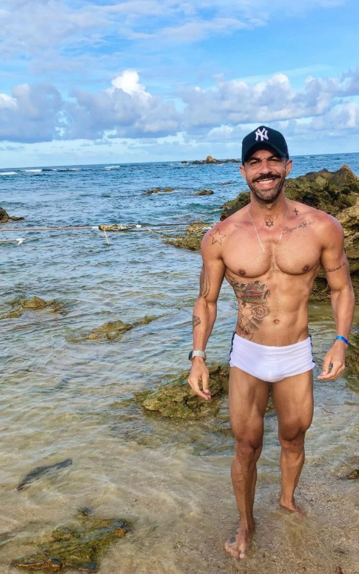 Leanderson Galvão, de 34 anos, foi encontrado morto na saída de uma boate LGBTQIAP+ em Campo Grande - Reprodução / Instagram