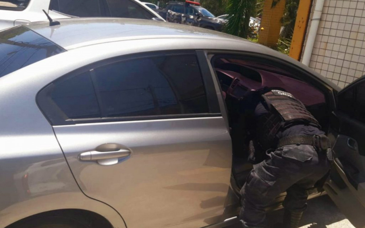 Acusados de praticar furtos em Arraial do Cabo são capturados pelo GAOp