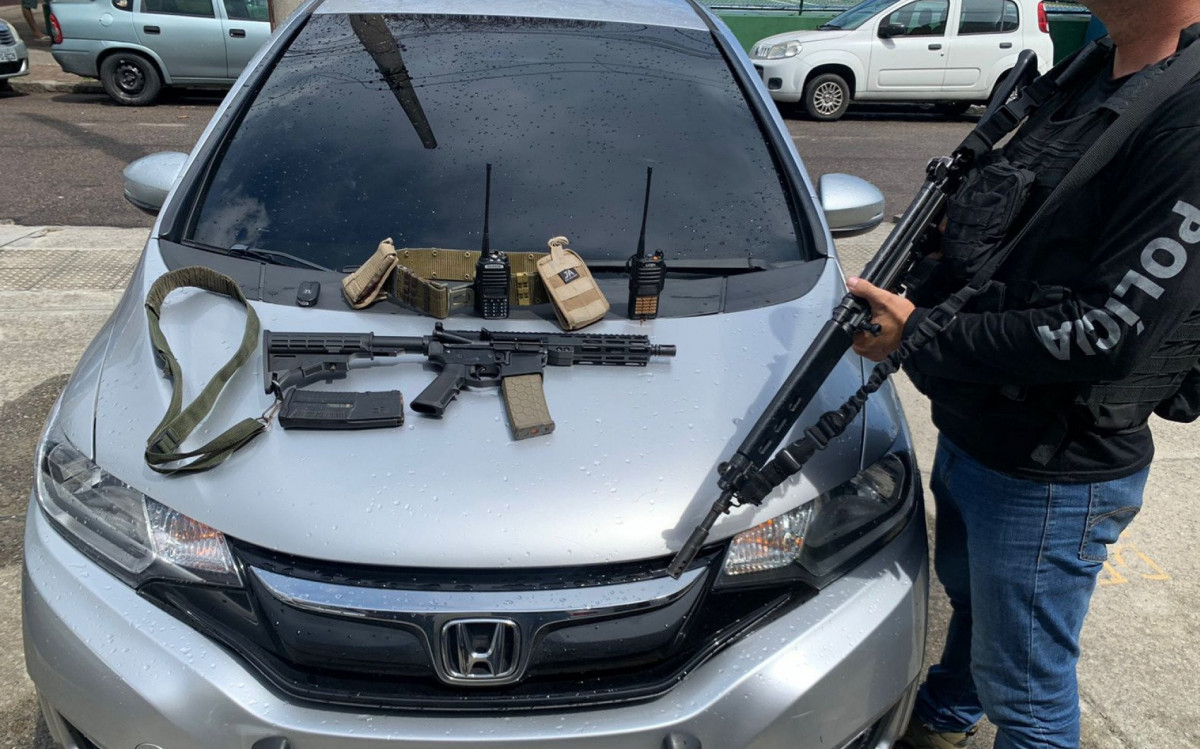 Materiais apreendidos durante opera&ccedil;&atilde;o nesta segunda - Divulga&ccedil;&atilde;o