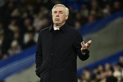 Alvo da seleção brasileira, Ancelotti é questionado por ex-craque italiano