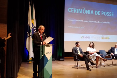 Posse de Mercadante atrai de Gilmar Mendes a Dilma Rousseff