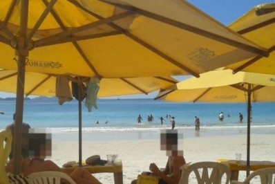 Moradores da Região dos Lagos denunciam cobrança indevida de consumação mínima em quiosques