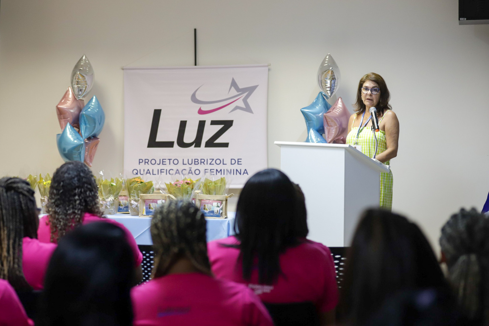 K&aacute;tia Turra, gerente da Firjan Caxias e Regi&atilde;o, destacou a import&acirc;ncia da iniciativa para a mudan&ccedil;a de cultura no mundo corporativo e da nossa sociedade - Divulga&ccedil;&atilde;o