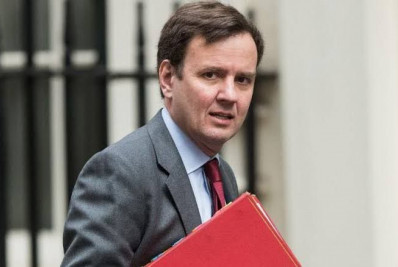 Partido Conservador do Reino Unido nomeia novo presidente após escândalo fiscal