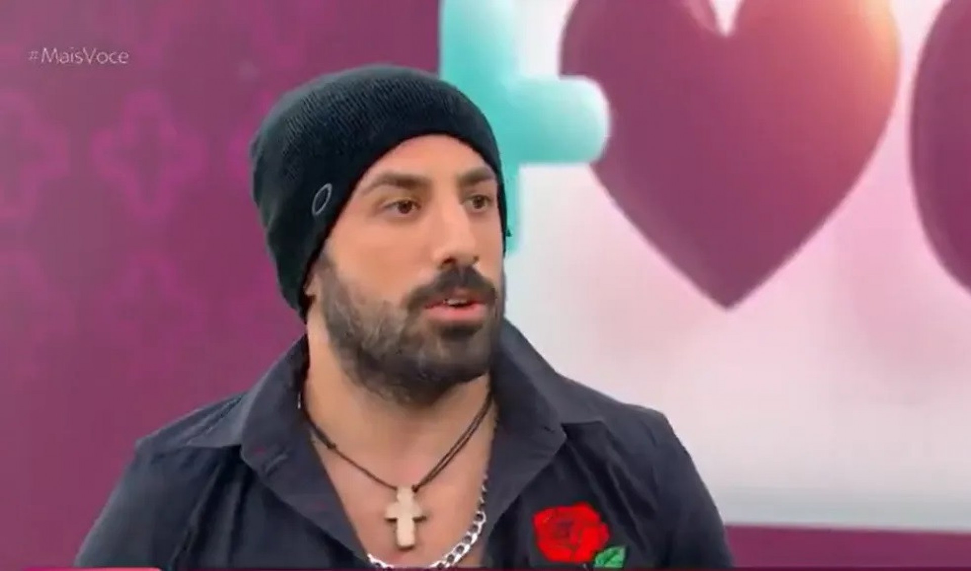 Kaysar conta que viajará para o Líbano para tentar ver parentes após terremoto - Reprodução