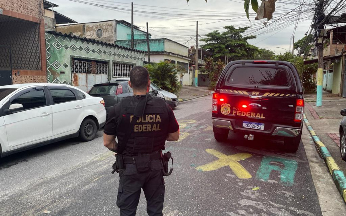 Polícia Federal deflagra a operação Caixa Forte II, para desarticular uma organização criminosa especializada em assaltar agências bancárias