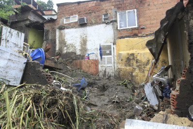 Em menos de 24 horas, duas casas desabam na Grande Tijuca por conta da chuva
