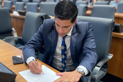 Parlamento Juvenil está aparelhado?