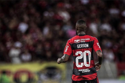 Gerson se manifesta após expulsão em derrota do Flamengo no Mundial