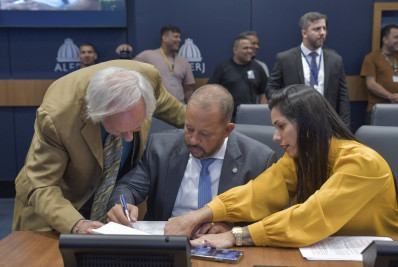 Articulação para injetar combustível no Comperj e no Gaslub