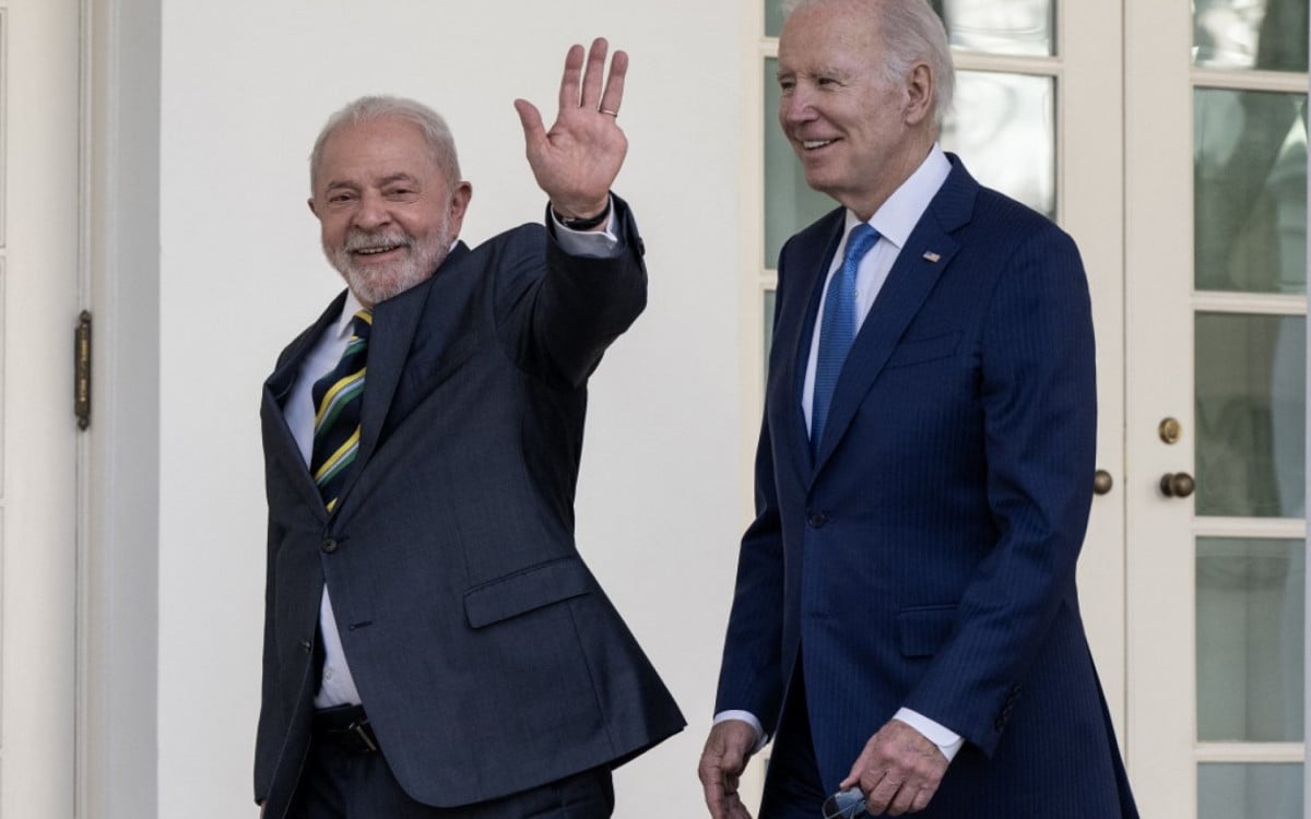 Lula foi recebido por Joe Biden, na Casa Branca - ANDREW CABALLERO-REYNOLDS / POOL / AFP
