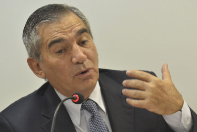 Gilberto Carvalho é nomeado como secretário de Economia Popular