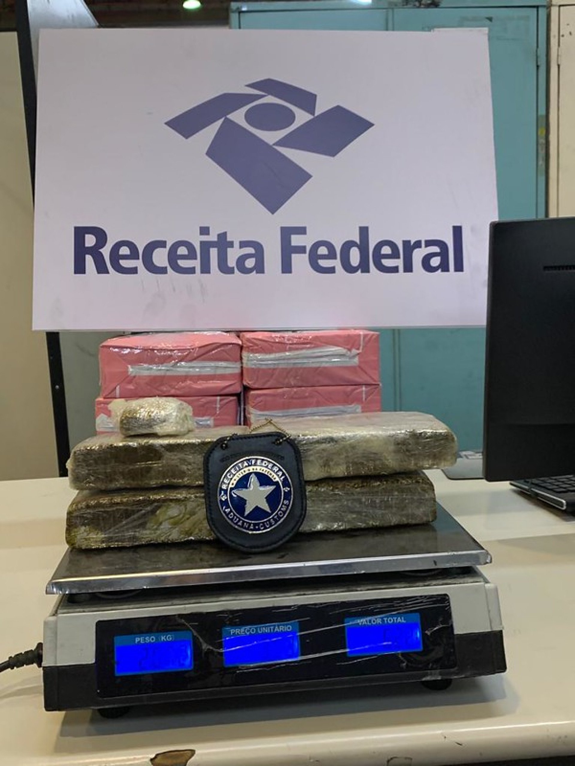 Drogas estavam dentro de encomendas postais