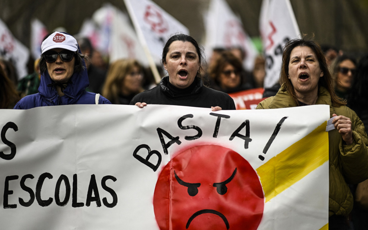 Manifestação aconteceu neste sábado, 11, em Lisboa, capital de Portugal