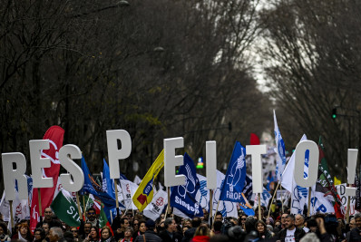 Milhares de professores protestam em Portugal 