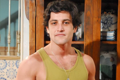 Ator Alexandre Slaviero é detido por porte ilegal de arma no Recreio