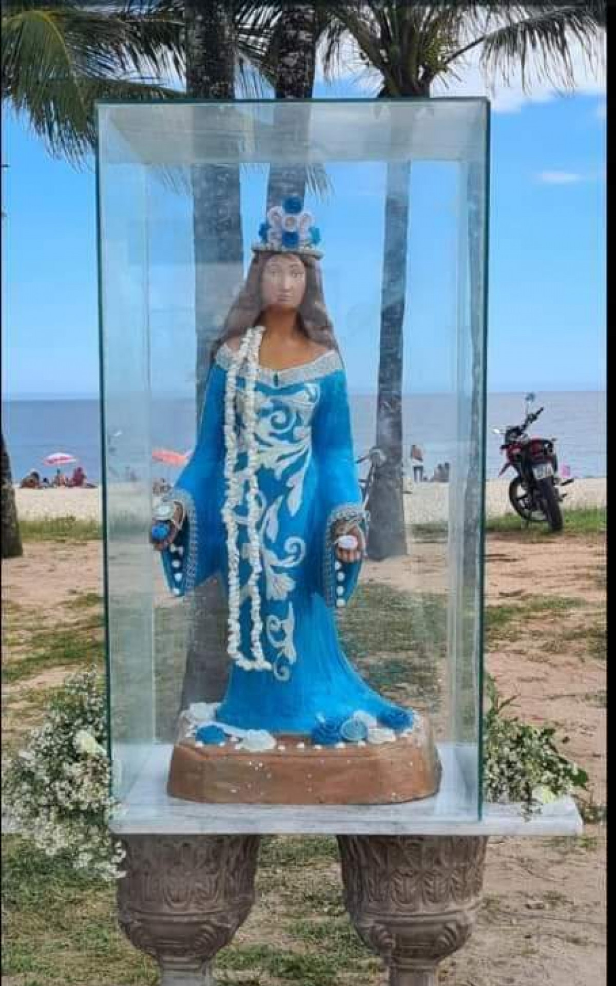 Imagem de Iemanjá antes do vandalismo - Reprodução