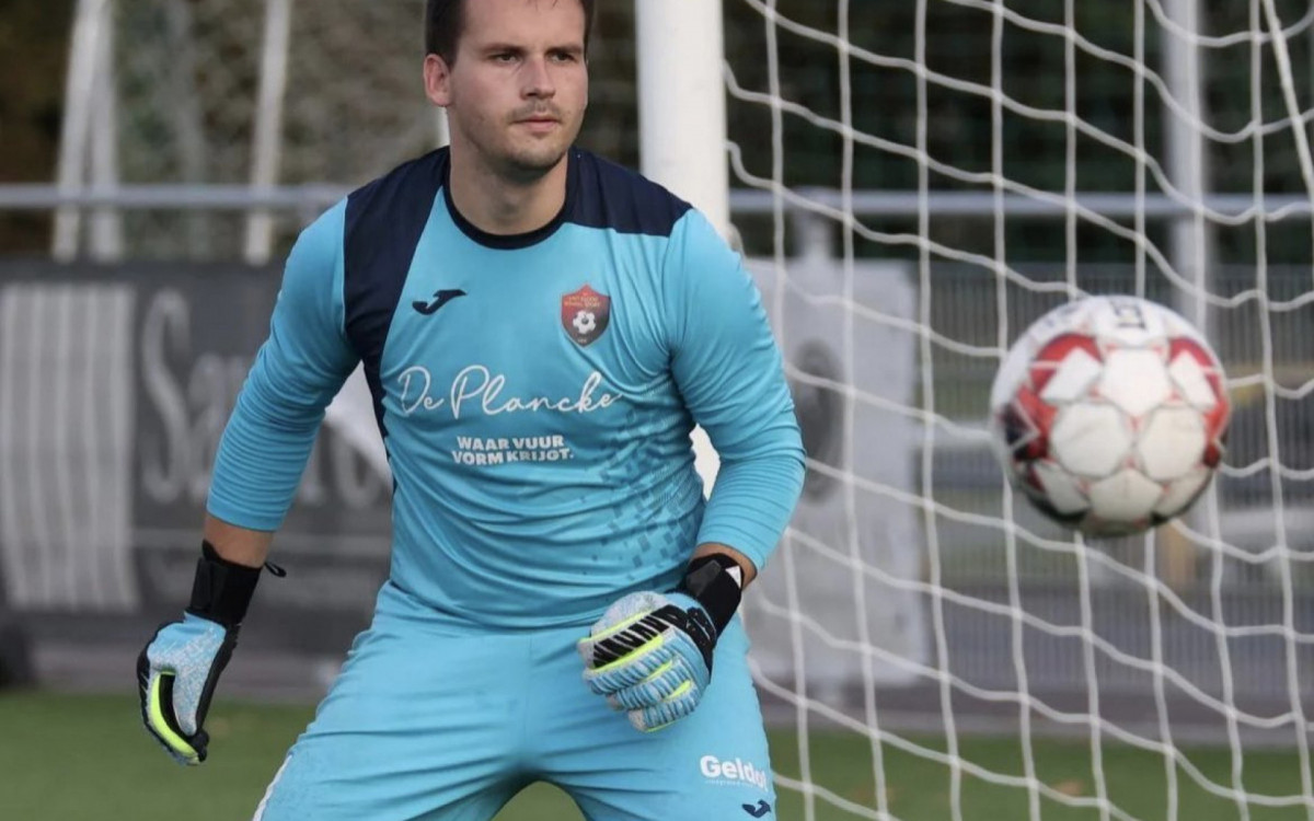 Arne Espeel, goleiro de 25 anos do Winkel Sport B
