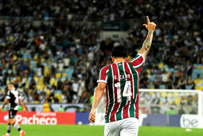 Vídeo: assista ao golaço do meio de campo de Cano na vitória do Fluminense sobre o Vasco