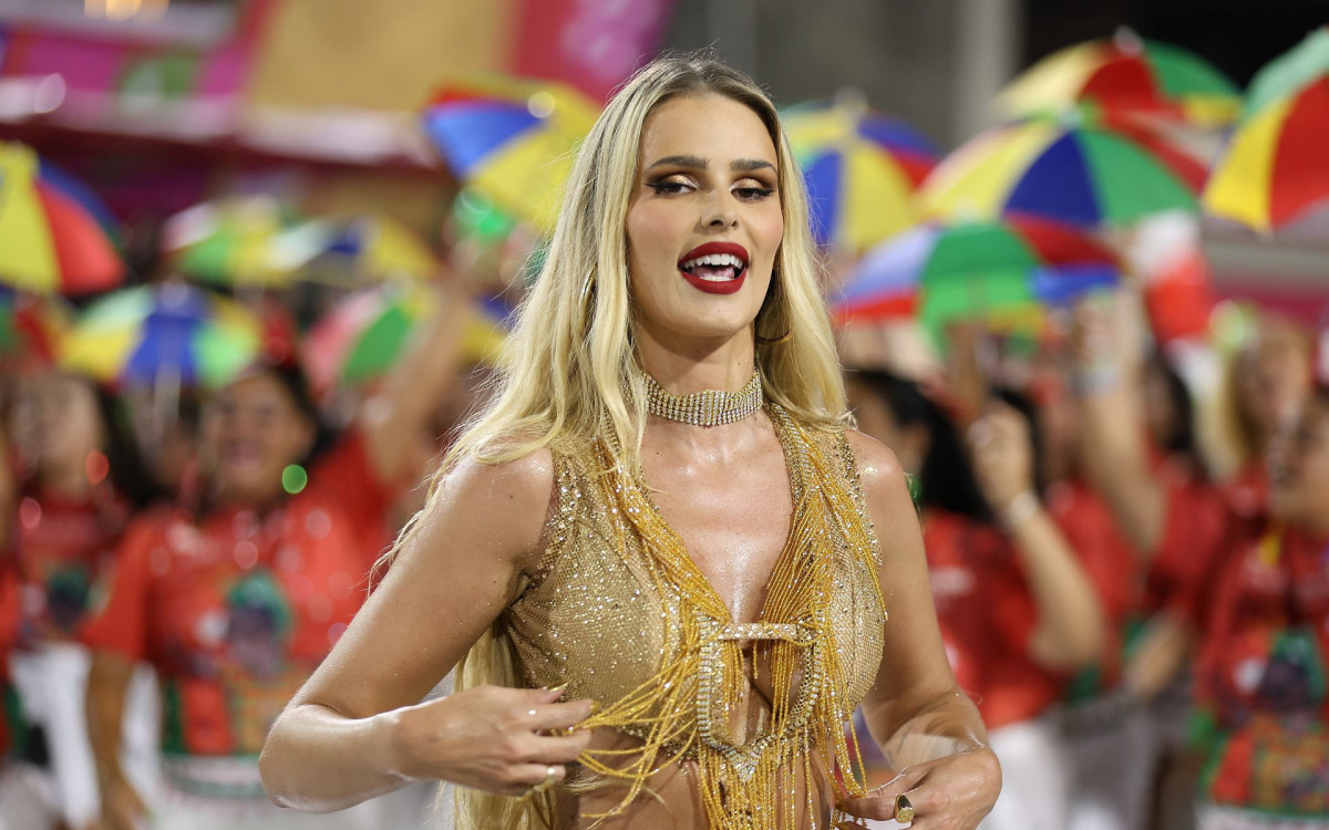 Yasmin Brunet no ensaio t&eacute;cnico da Grande Rio