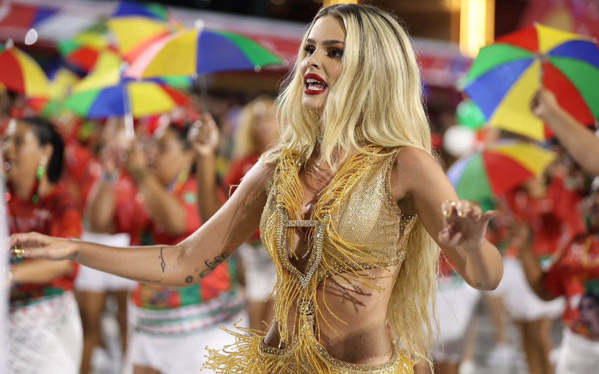 Yasmin Brunet no ensaio t&eacute;cnico da Grande Rio