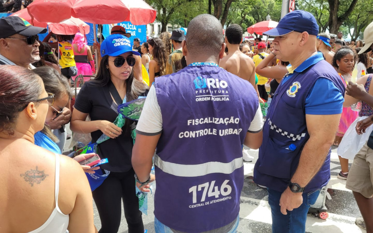 Seop realizou operação de fiscalização em blocos e no entorno da Sapucaí - Divulgação / Seop