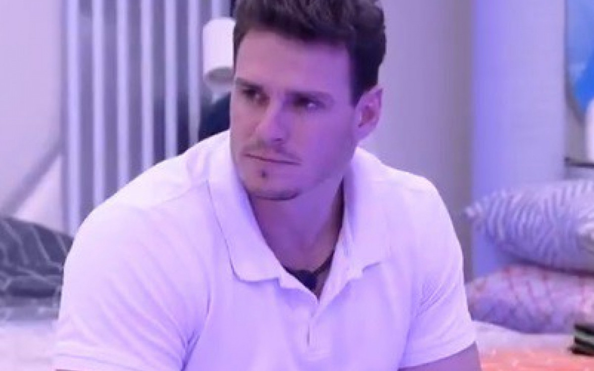 Líder da semana, Gustavo indicou MC Guimê ao paredão  - Reprodução de Vídeo