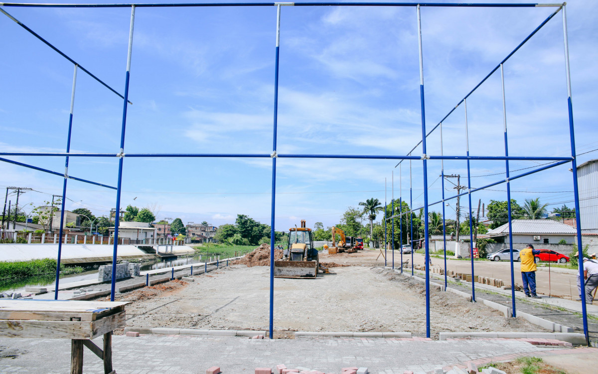 Obras feitas pela Prefeitura de Mag&eacute;