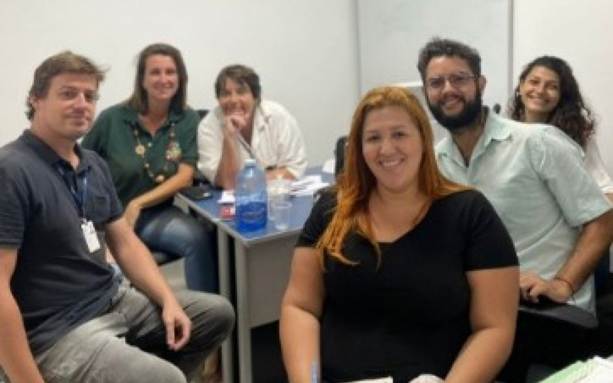 stiveram presentes na ocasião, a subsecretária Marcella Santanna, os coordenadores do projeto Juan Gomes, Bárbara Oliveira e Camila Silva, e o representante do PSOL Lucas Muller. A deputada federal Taliria Petrone deve vir a Cabo Frio no mês de maio para acompanhar o projeto.
