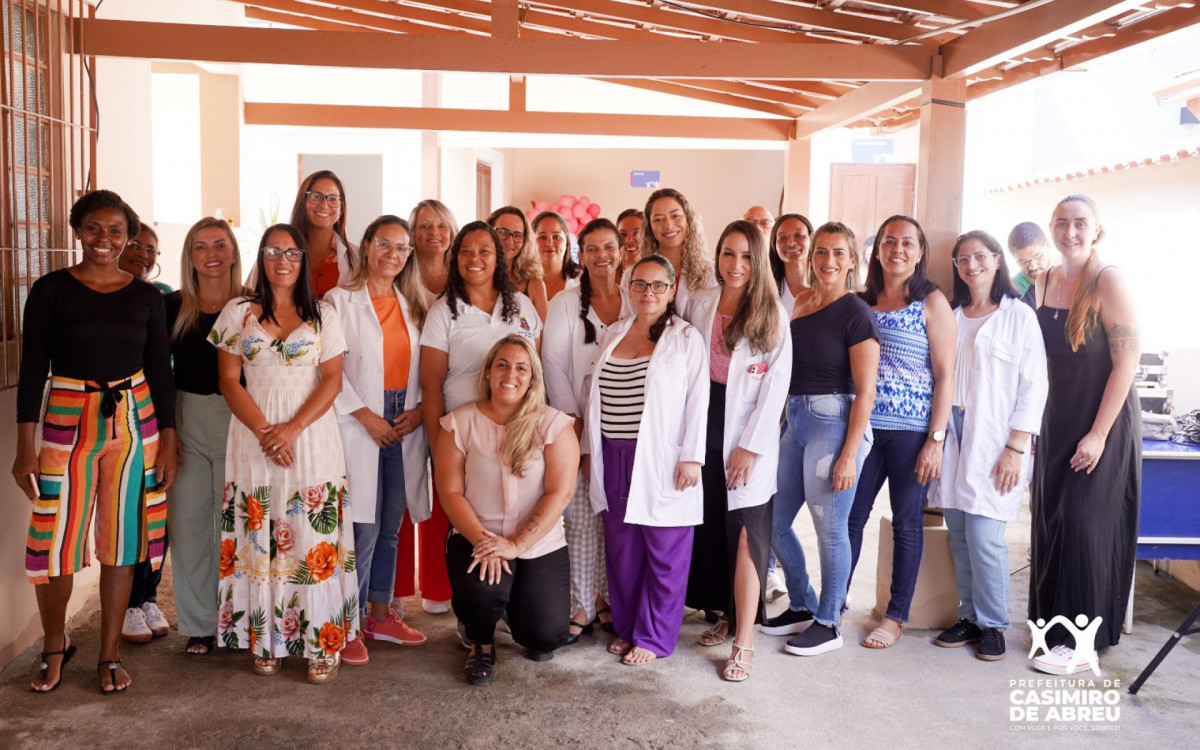 O CEAPS possui equipe multidisciplinar e especializada, composta por Assistente Social, Médicos, Psicólogo, Nutricionista, Farmacêutico, Enfermeiros e Técnicos de Enfermagem e Administrativo