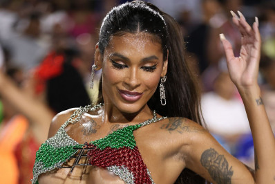 Após receber críticas por seu corpo, Pocah ganha elogios de Juliette: 'Gostosa'